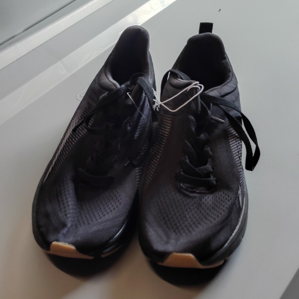 RBX Men's Sleek Black Athletic Shoes - Picture 2 of 7